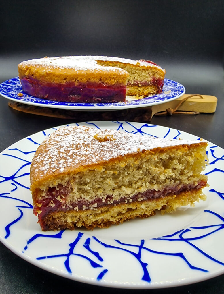 Torta versata alla confettura