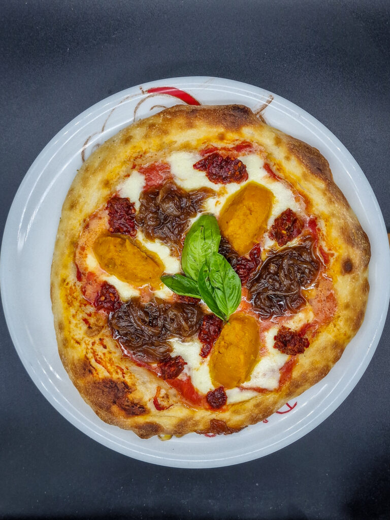 Pizza cipolla caramellata e 'nduja