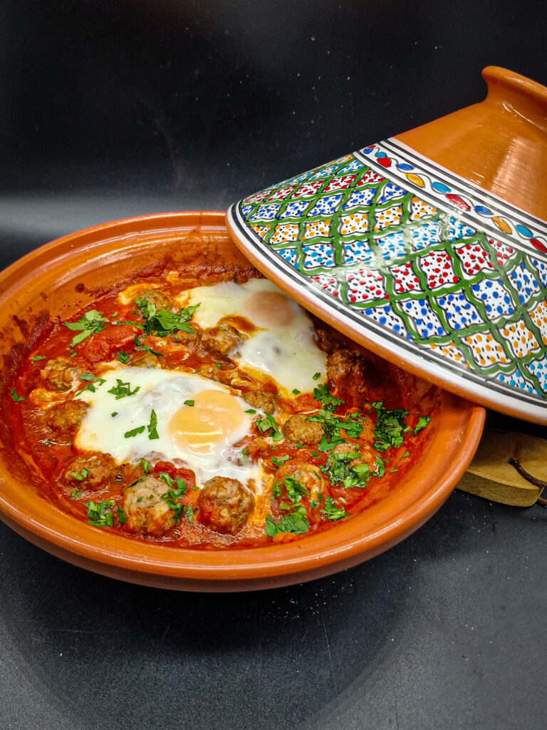 Tajine di polpette e uova