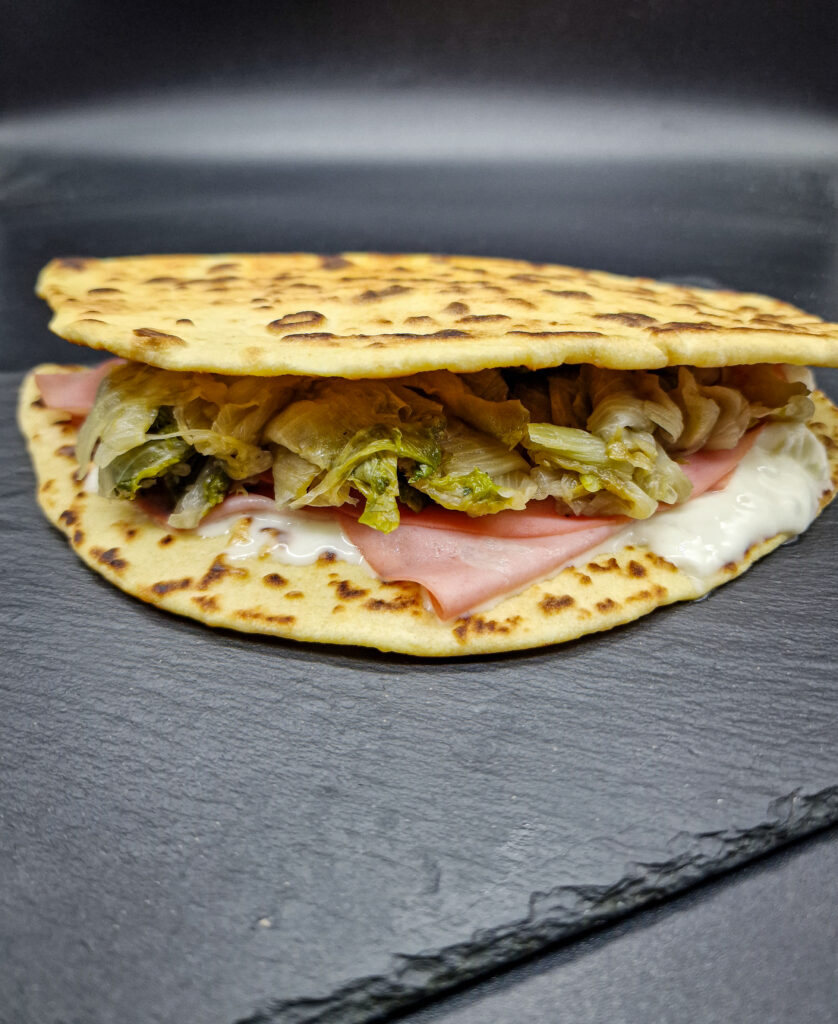 Piadina mortadella e scarola