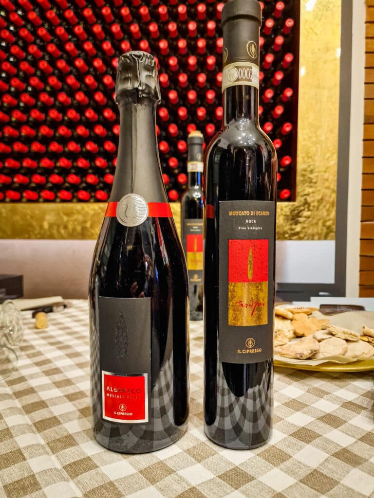 Moscato di scanzo