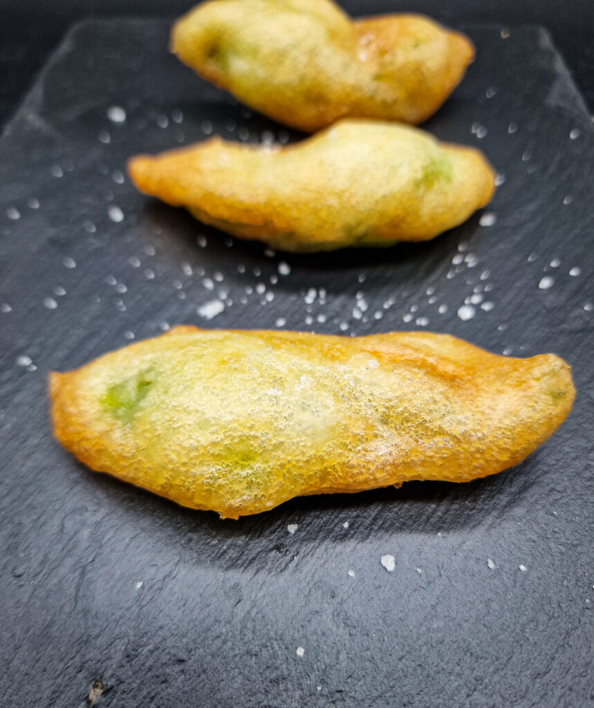 Fiori di zucca ripieni