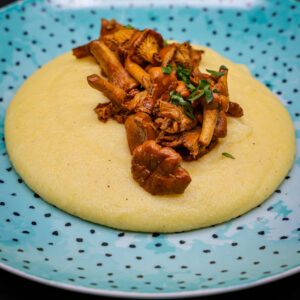 Polenta con i finferli